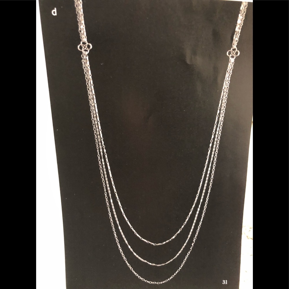 Stella and Dot Libby layering necklace- silver